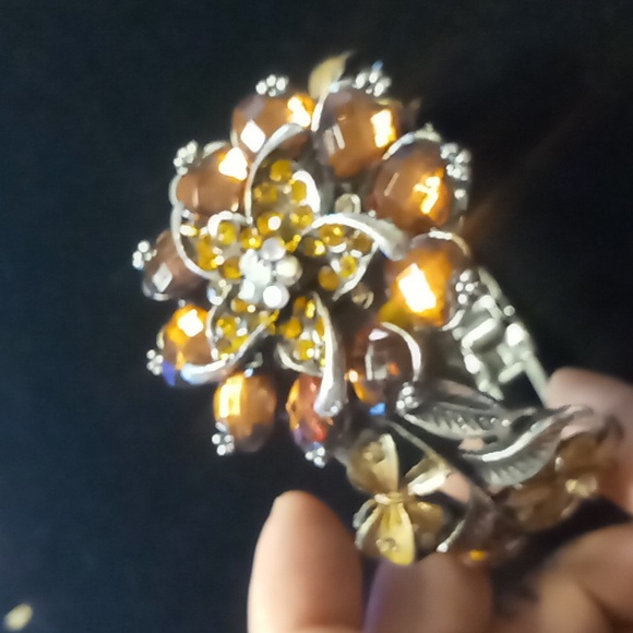 Amber color crystal flower clamper bracelet. Spring Hinged statement - Picture 2 of 9